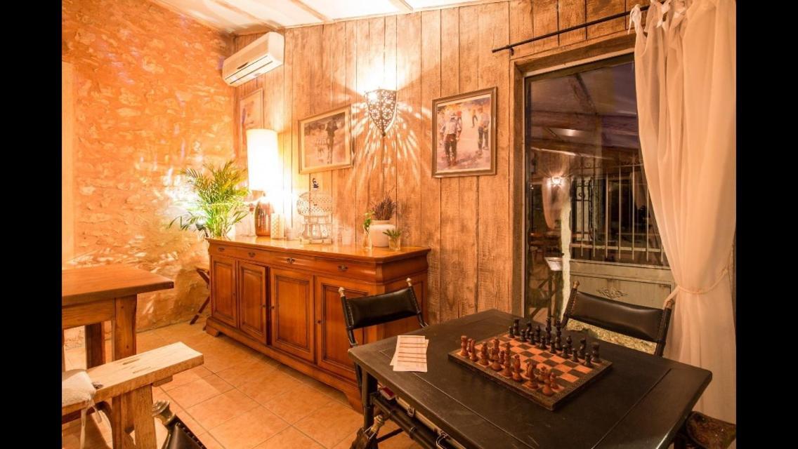 Chambres D'Hotes De La Verrerie Lioux Zewnętrze zdjęcie